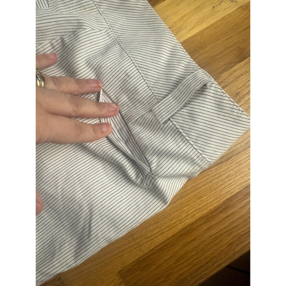 Wet Seal Pinstripe Capri Cropped Womens‎ Size 7 - Picture 3 of 7